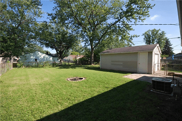 2624 Crystal St - Anderson, IN