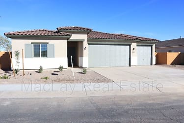 604 E Diamond Dr - Casa Grande, AZ