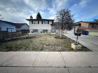 2142 Olympic Dr - Colorado Springs, CO