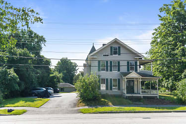 34 Lyndon St #A - Concord, NH