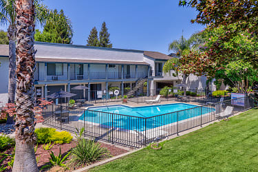 Moorpark Garden Apartments - San Jose, CA