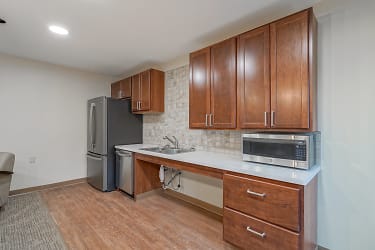 2500 Knight Dr unit Columbia - Grand Forks, ND