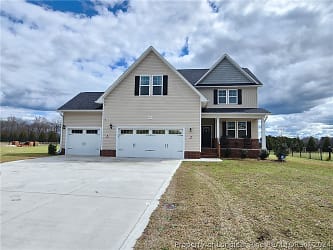 3832 Barnsdale Dr - Wade, NC