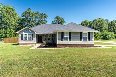 3440 Traditions Place - Dalzell, SC
