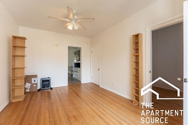 3426 N Lincoln Ave unit 2 - Chicago, IL