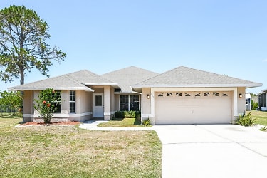329 Clermont Dr - Kissimmee, FL