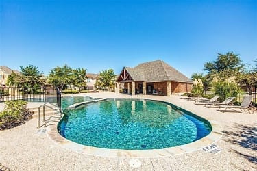 5824 Stone Mountain Rd - The Colony, TX