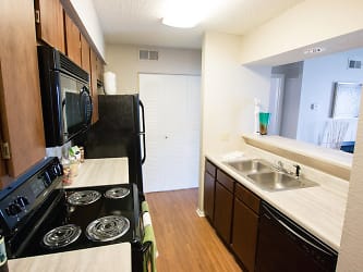 Arden Overlook Apartments - Tulsa, OK