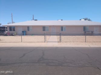 410 E Peppertree Ave unit 2 - Apache Junction, AZ