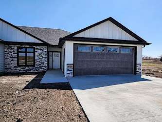 209 Duck Trl - Hartford, SD