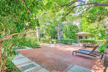 Sunset Barrington Gardens Apartments - Los Angeles, CA