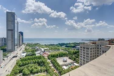 130 N Garland Ct #4105 - Chicago, IL