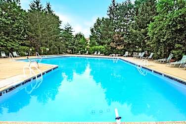 Oxford Arms Apartments - Edison, NJ