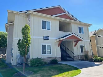 3586 E. Grand Forest Dr., #201 - Boise, ID