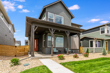 5842 Isabella Ave - Timnath, CO