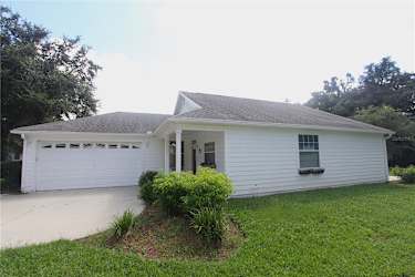 37410 Picketts Mill Ave - Zephyrhills, FL