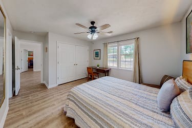 Room For Rent - Athens, GA