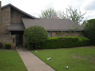2310 Promontory Point - Plano, TX