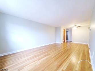 22 Beech St #2R - undefined, undefined