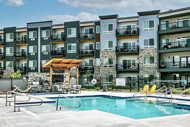 The Sterling At Prairie Trail North Apartments - Ankeny, IA
