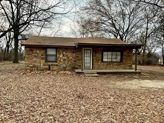 292 S Double Springs Rd - Fayetteville, AR