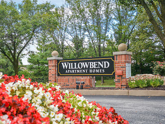 Willowbend Apartments - Chesterfield, MO