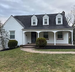 90 Clearview Ave - Huntingdon Valley, PA