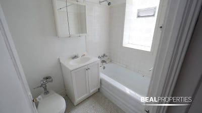628 W Barry Ave unit N3 - Chicago, IL