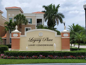 11019 Legacy Ln #305 - Palm Beach Gardens, FL