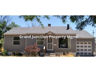 1704 N 15th St - Grand Junction, CO