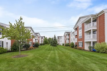 Eaton Ridge Apartments - Northfield, OH