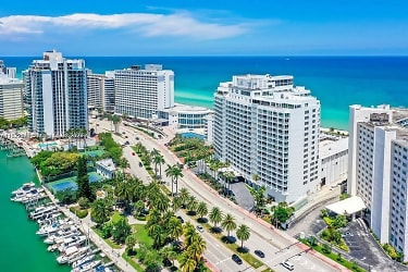 5401 Collins Ave #909 - Miami Beach, FL
