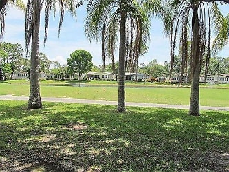 4414 San Lucian Ln - North Fort Myers, FL