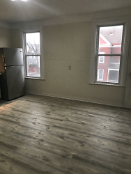 1565 Elm St unit 2R - undefined, undefined