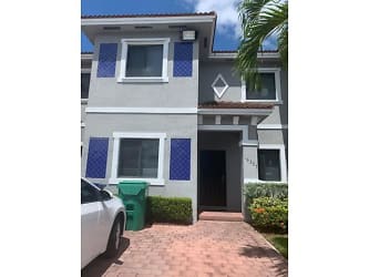 16307 SW 44th Terrace - Miami, FL