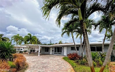 609 NW 30th Ct - Wilton Manors, FL