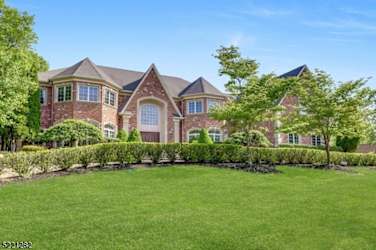 47 Cortland Trail - Mahwah, NJ