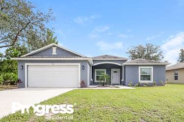204 E Aster Ct - Kissimmee, FL