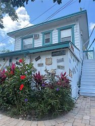 4249 Bougainvilla Dr #5 - Lauderdale By The Sea, FL