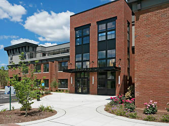 Bishops Place Apartments - West Hartford, CT