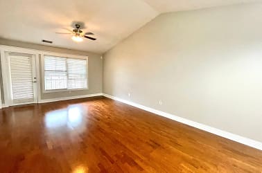 1122 Tree Top Way unit 1231 - Knoxville, TN