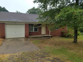463 Rolling Green Dr - Dover, AR