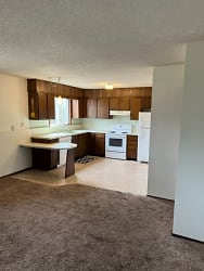 515 N Ash St unit 7 - undefined, undefined