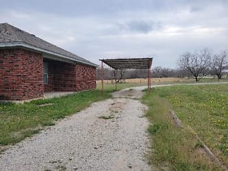 176 Private Rd 3459 - Paradise, TX