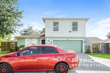 205 Cheshire Court - Kissimmee, FL