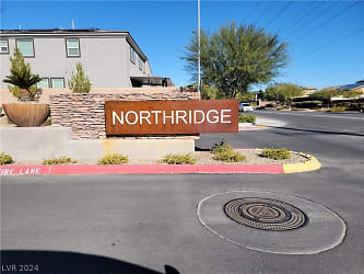 5446 Desert Mirage St - North Las Vegas, NV