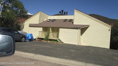 3010 Hager Ln #4 - Glenwood Springs, CO