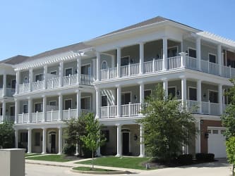 Solana Apartments At The Crossing - Indianapolis, IN