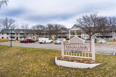 Victoria Place Apartments - Roseville, MN