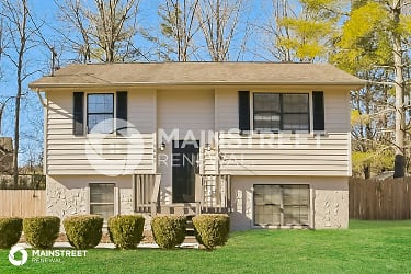 5805 Whisper Wood Rd - Knoxville, TN